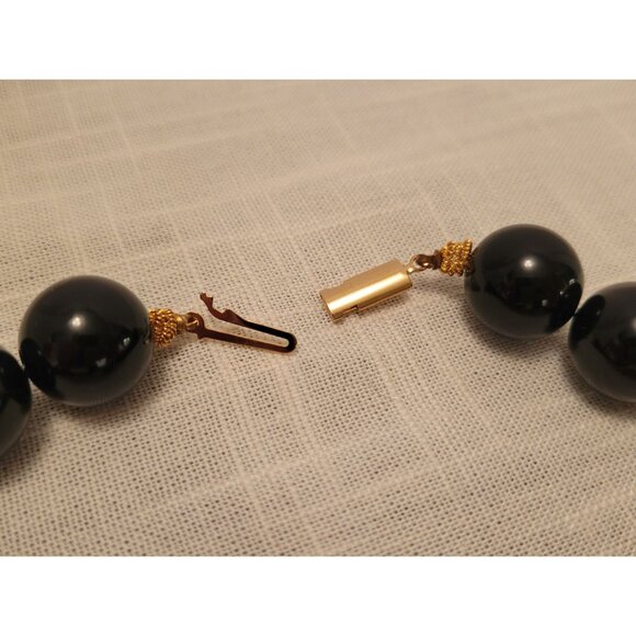 Vintage Trifari Black & Gold Clip-On Earrings & Statement Bead Necklace Set - Picture 3 of 12